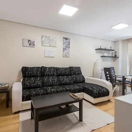 Apartamento Santiago Lopez -Wifi-Plaza De Garaje Pravia Exterior photo